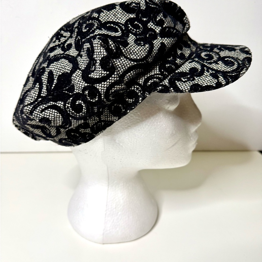 Walt Disney Black & Silver Women's Newsboy Cap - Picture 2 of 9